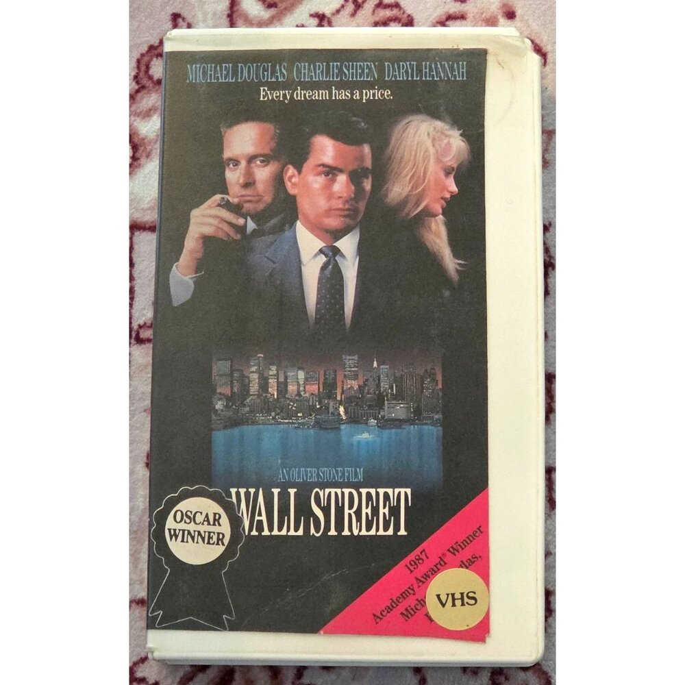 Wall Street (VHS 1987) Charlie Sheen CBS Fox Video White Clamshell Ex Rental